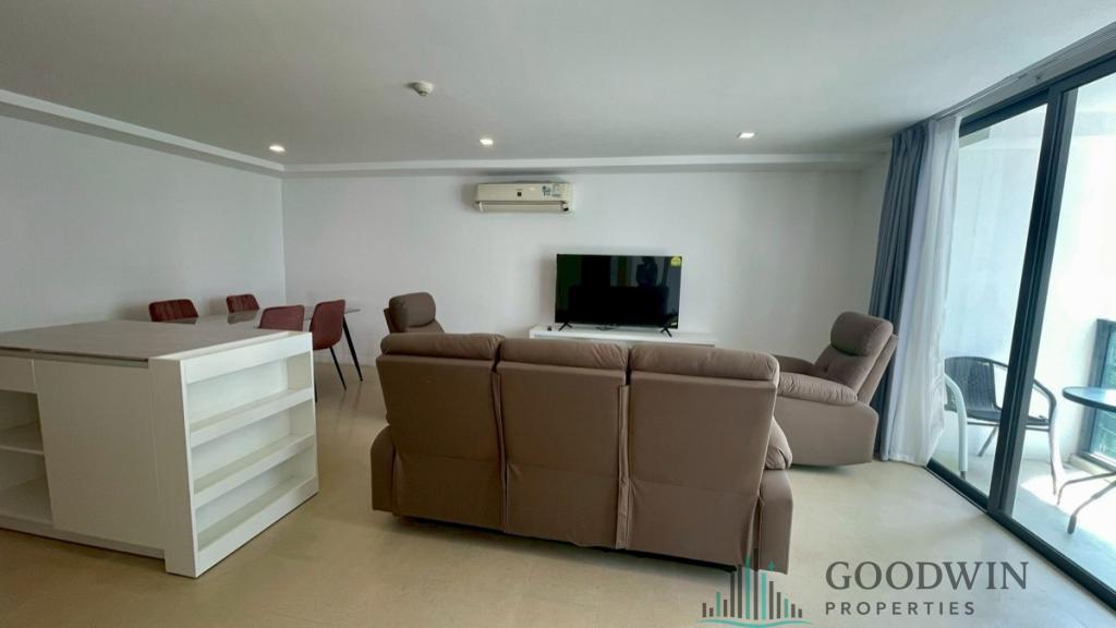 2 Bedrooms Condo @ Aurora Pratumnak