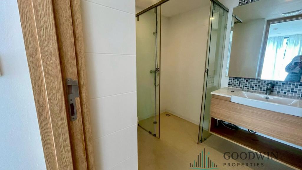 2 Bedrooms Condo @ Aurora Pratumnak