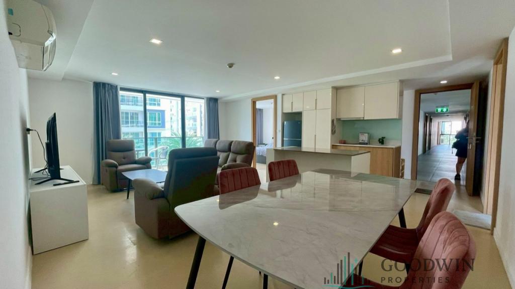 2 Bedrooms Condo @ Aurora Pratumnak